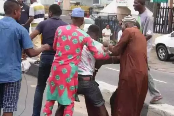 Lastma Official Beaten Mercilessly By Some Tricycle Riders In Lagos State(PHOTOS)